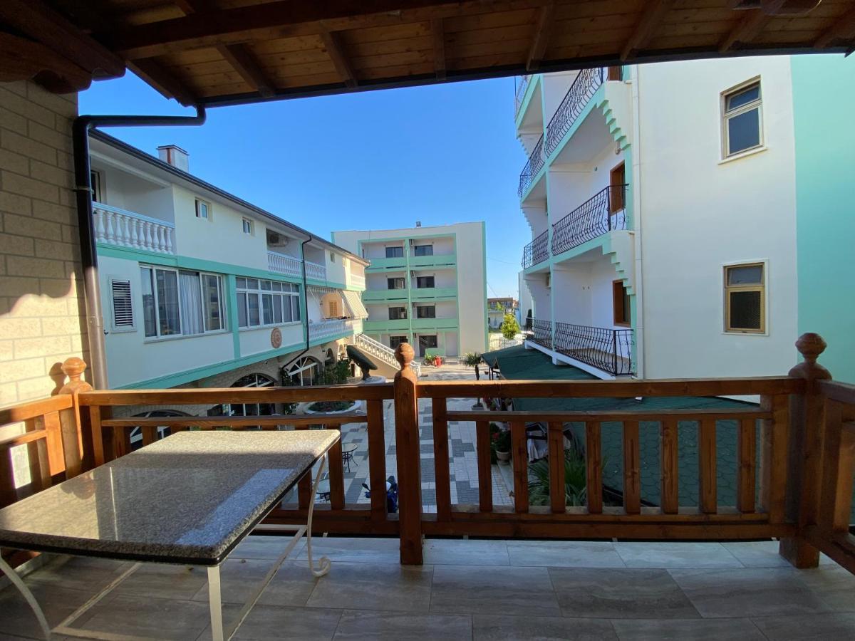 Kompleksi Jakaj Velipojë Exterior foto