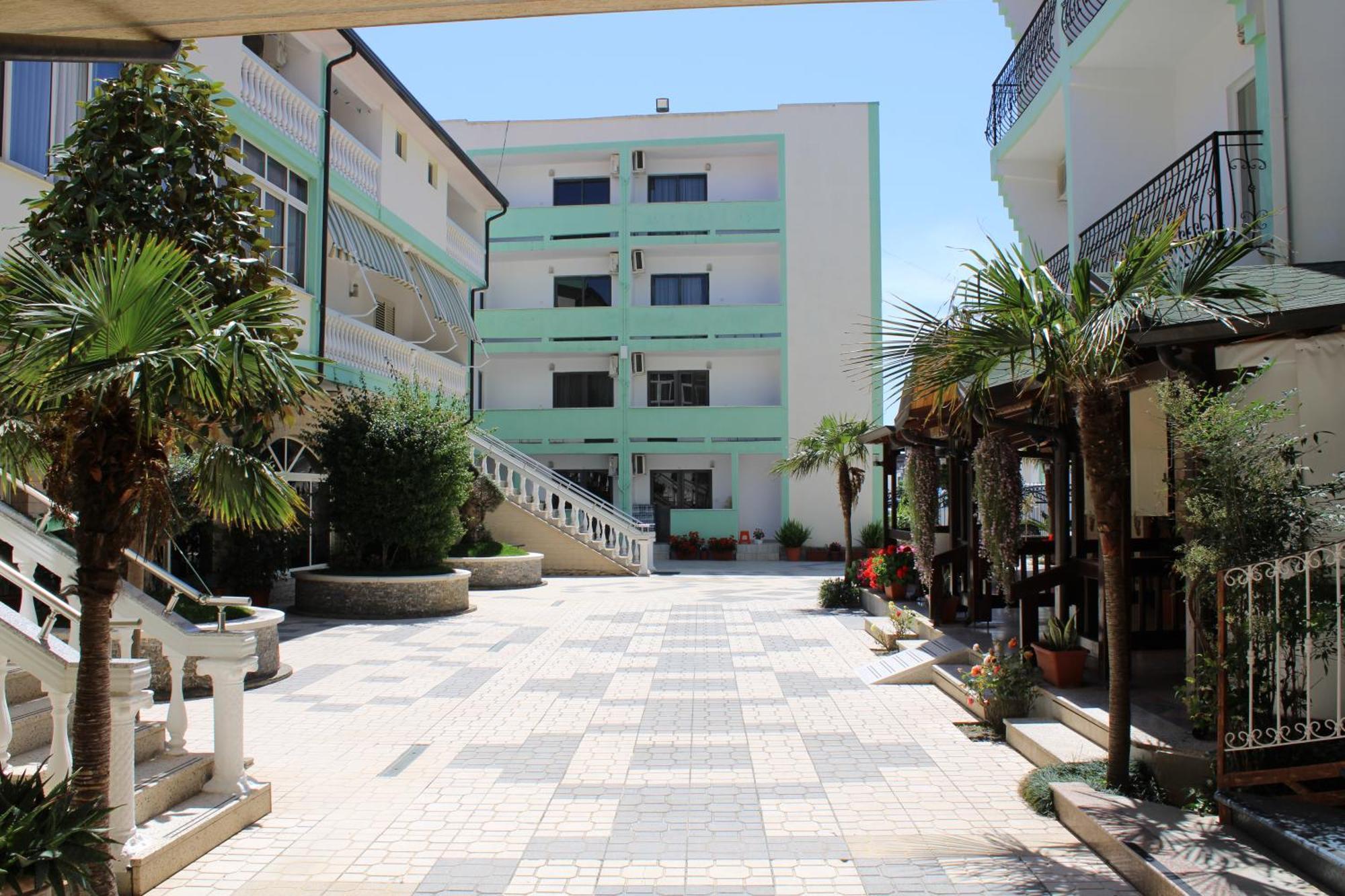 Kompleksi Jakaj Velipojë Exterior foto